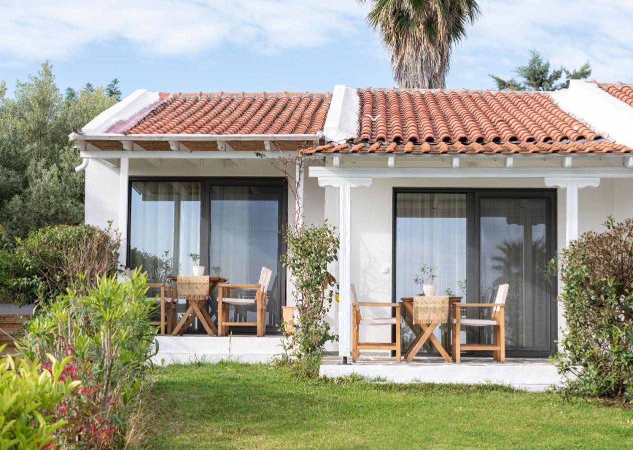 Bungalows Iphigenia Pefkochori Exteriör bild